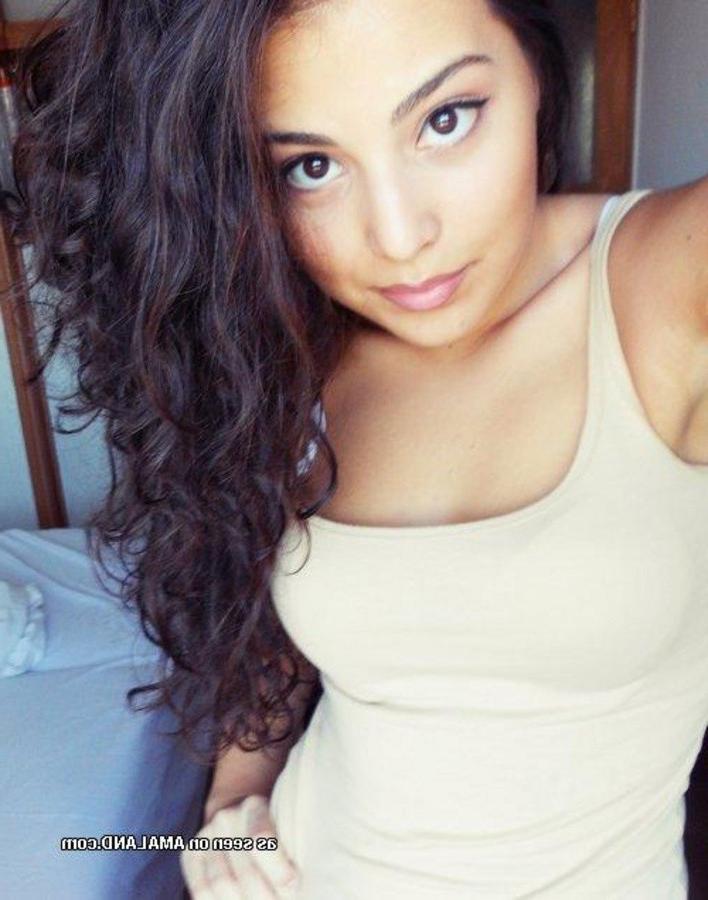 12P Compilation of sexy amateur girlfriends selfshooting at home