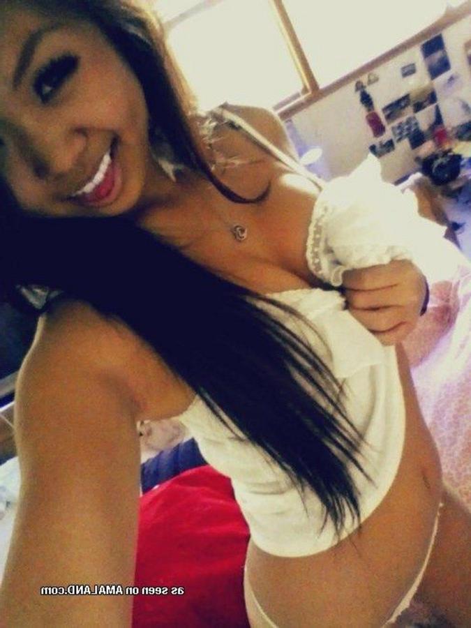 12P Compilation of sexy amateur babes selfshooting at home