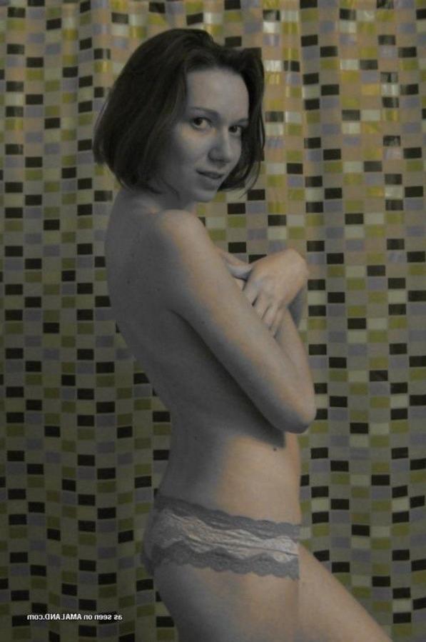 12P Compilation of amateur girlfriends displaying their breasts