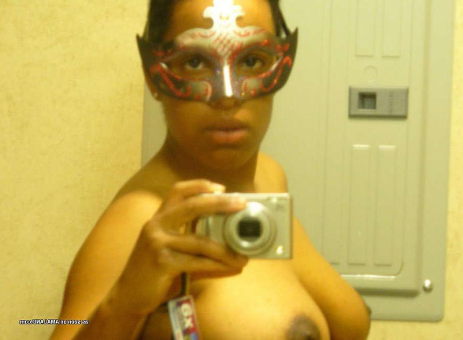 12P Photo compilation of naked black honeys