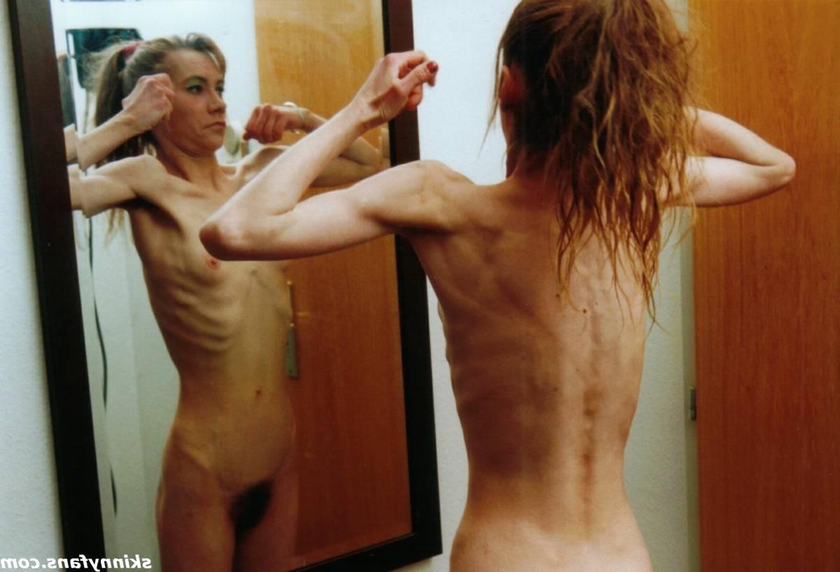16P A skinny girl posing naked for food