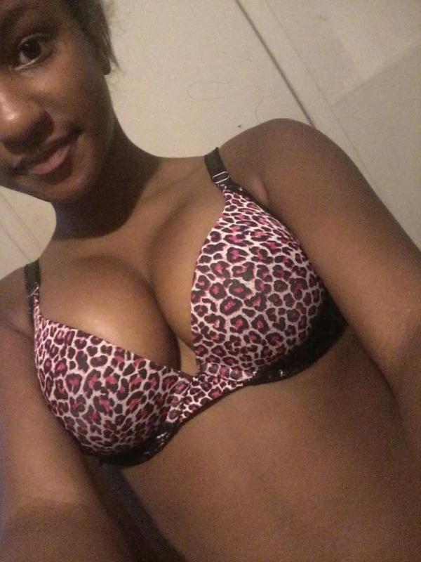 14P Hot and sexy black chicks teasing boyfriends in kinky amateur se