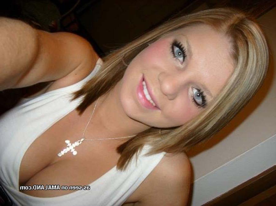10P Picture compilation of various heavy-chested GFs