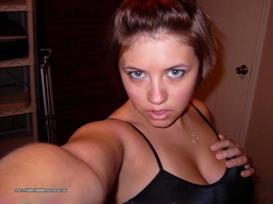 10P Picture compilation of sex sirens with fine breasts