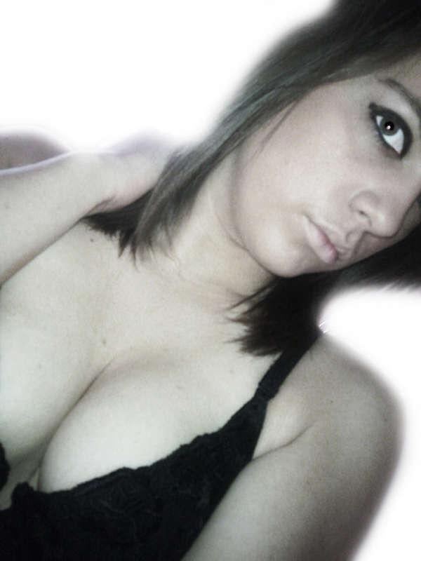 10P Picture compilation of busty sexy GFs