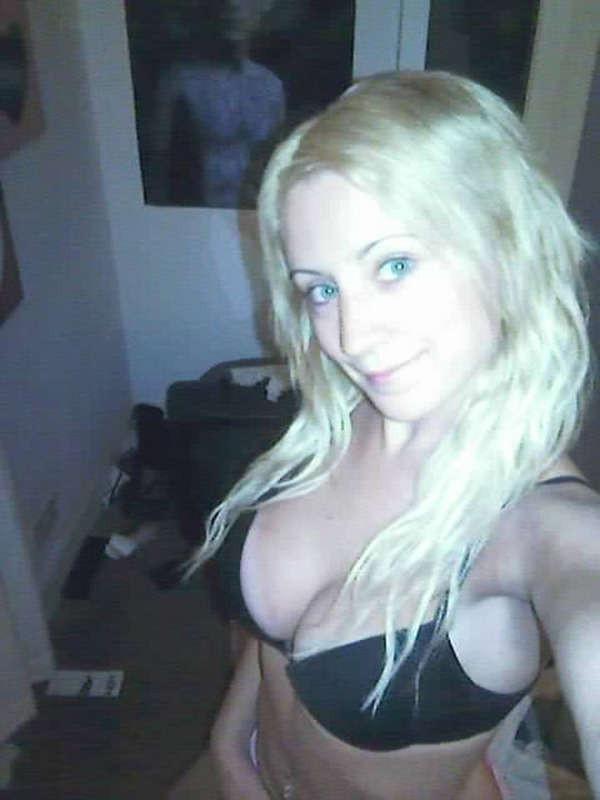 10P Picture compilation of busty sexy GFs
