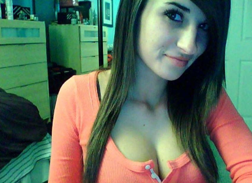 10P Picture compilation of big-tittied hot chicks