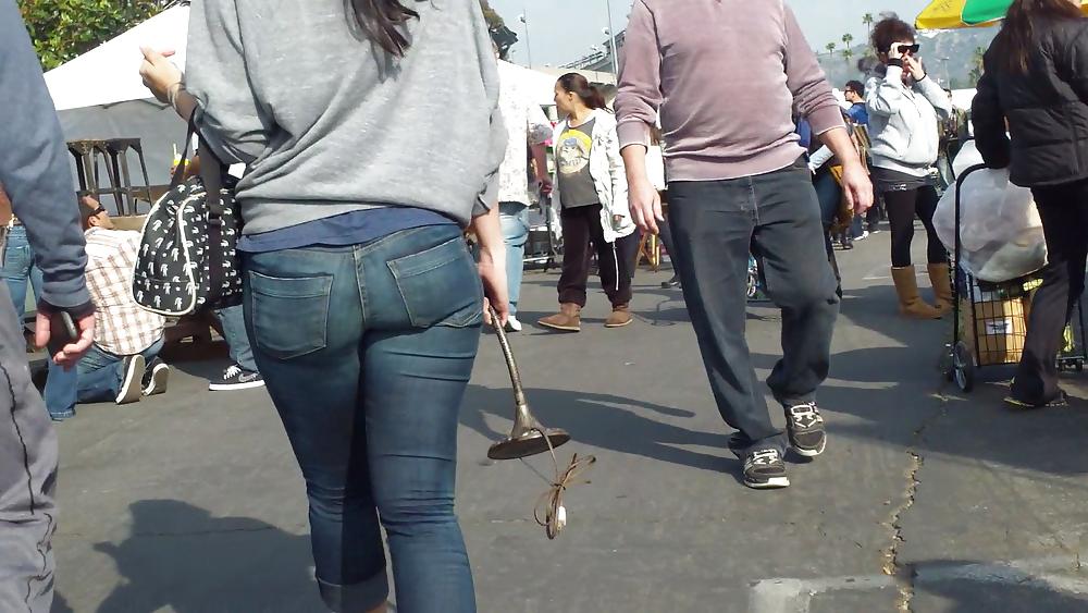 25P Sexy teen chubby butt & ass in blue jeans