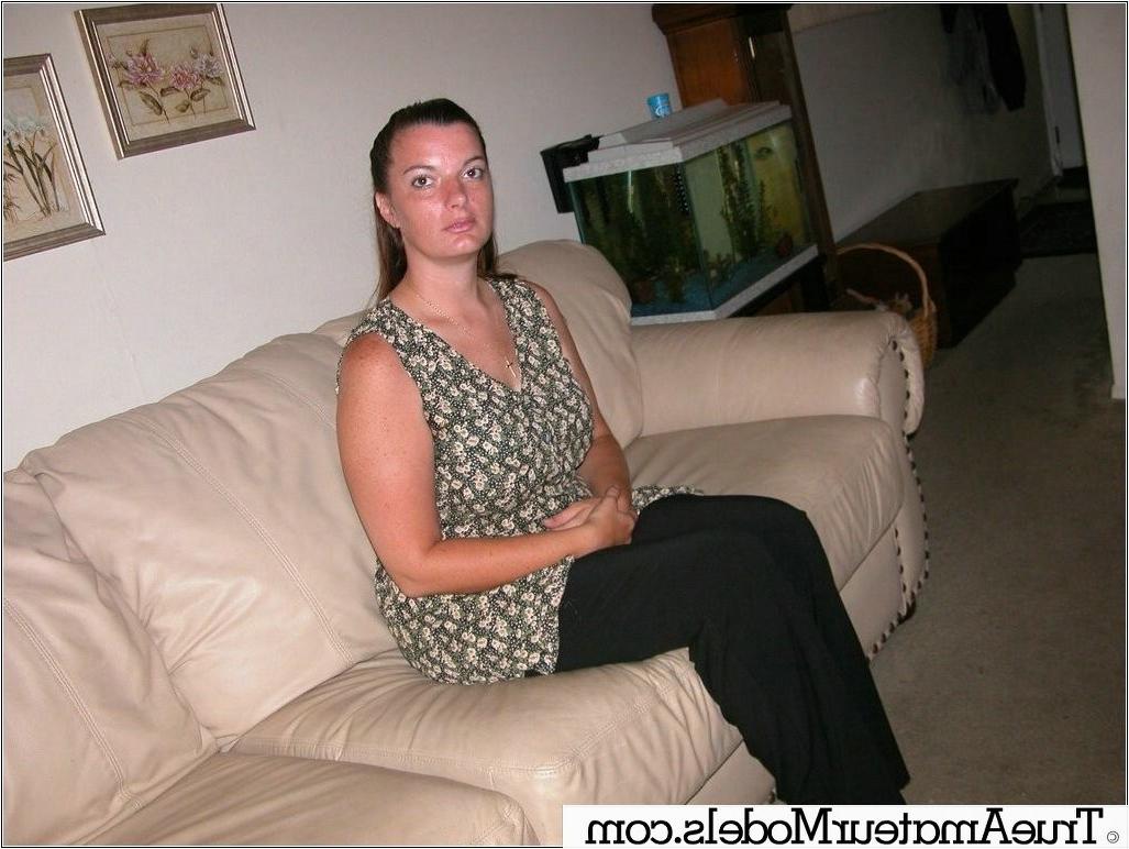 10P Year Old Elementary School Teacher Spreading Hairy Pussy
