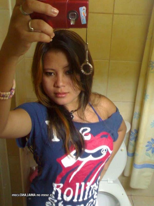 10P photo compilation of a filipina hottie posing with her bf