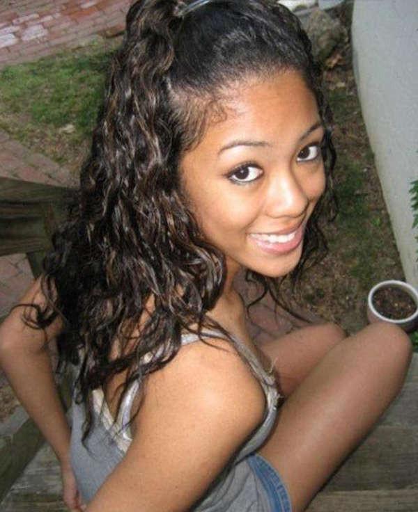 10P nice compilation of selfpics of hot and sexy luna