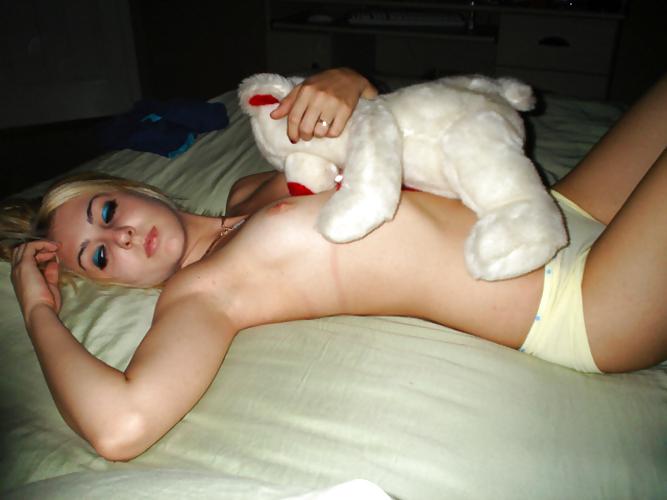 23P Girls with teddy bear