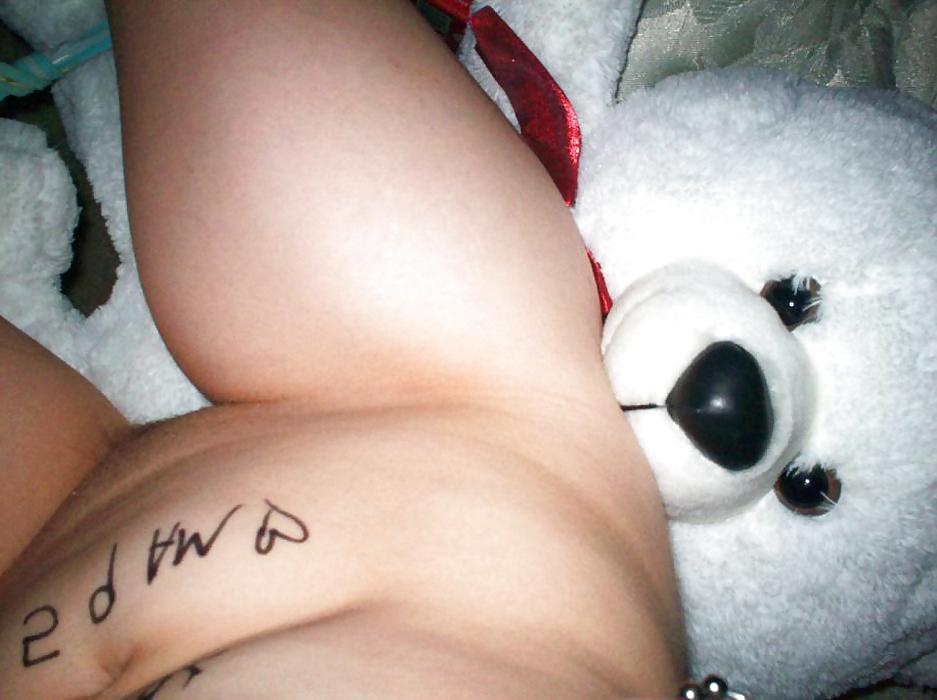 23P Girls with teddy bear