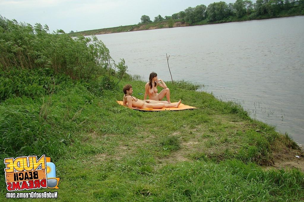 10P Nudist party on the river