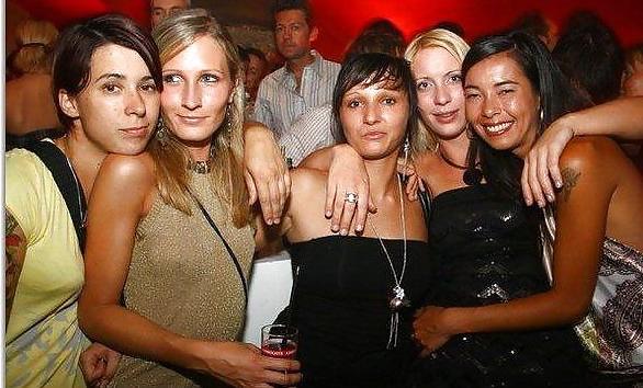 22P Facebook lesbians