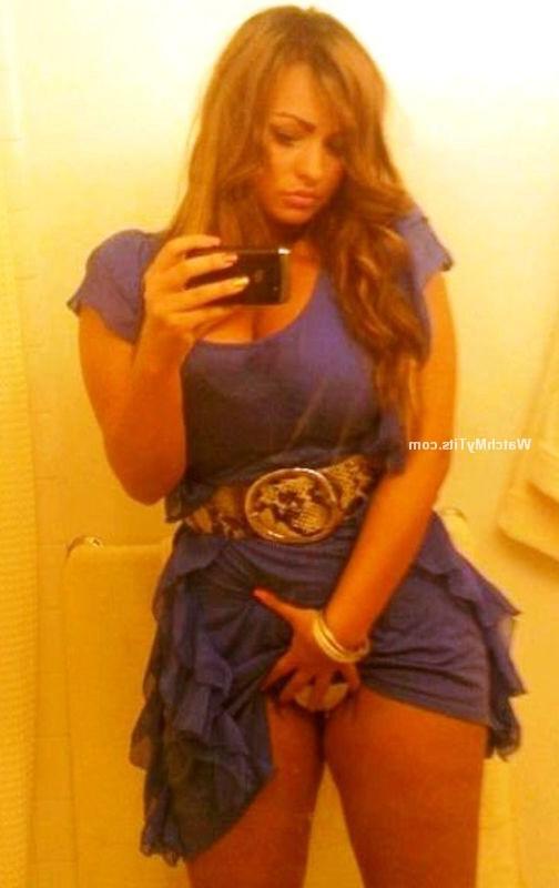 15P Busty amateur teen girls