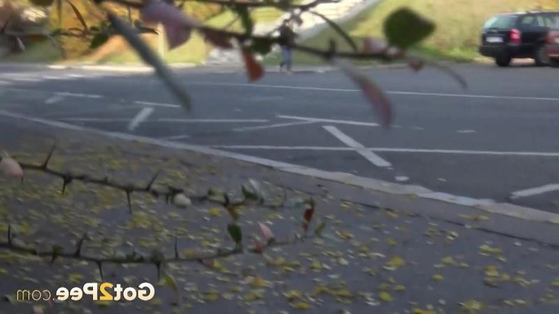15P Shy girl needs to pee next to a busy road