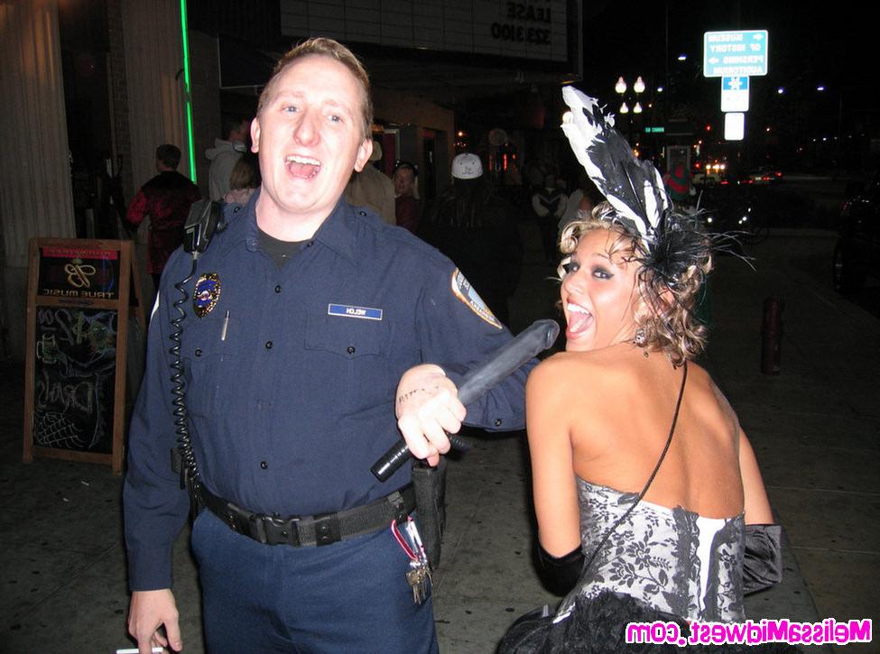 15P Melissa Midwest posing with a fake cop