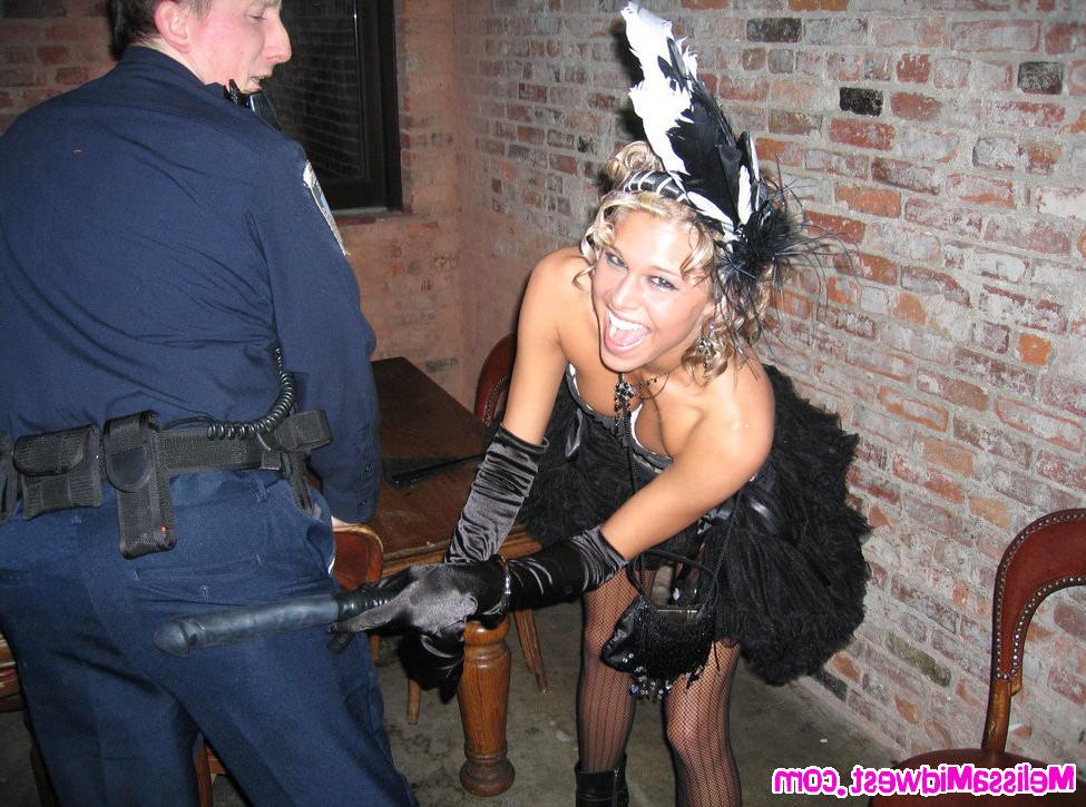15P Melissa Midwest posing with a fake cop