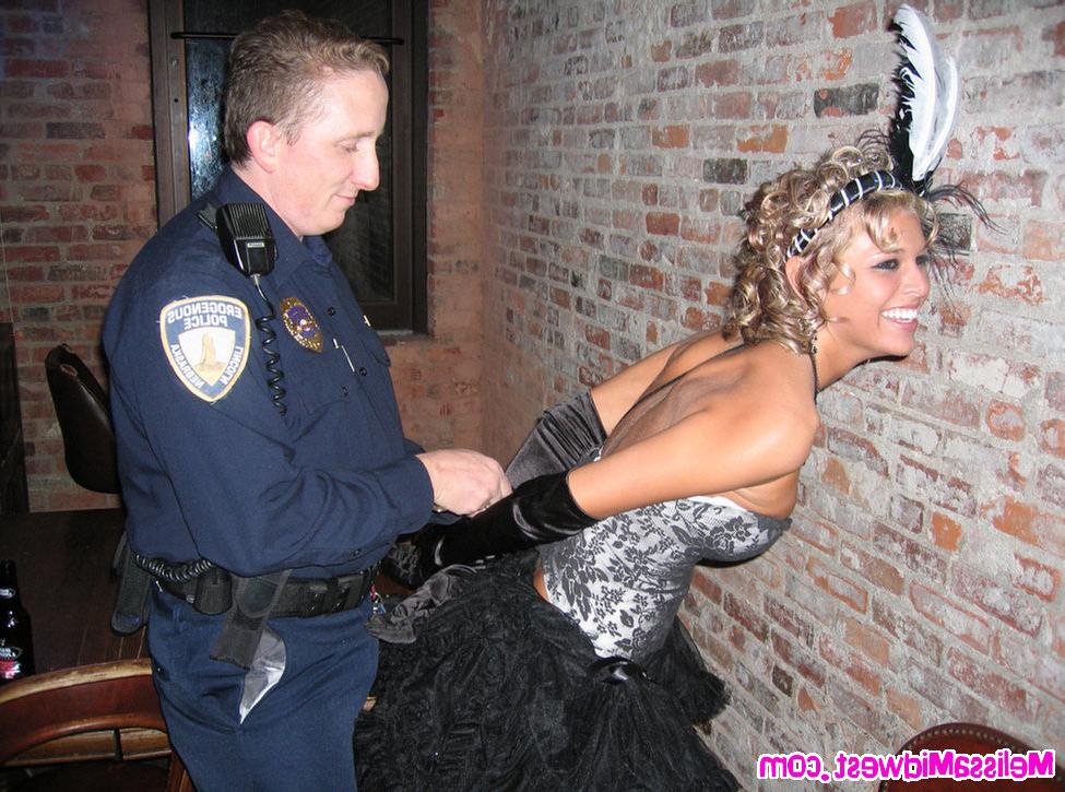 15P Melissa Midwest posing with a fake cop