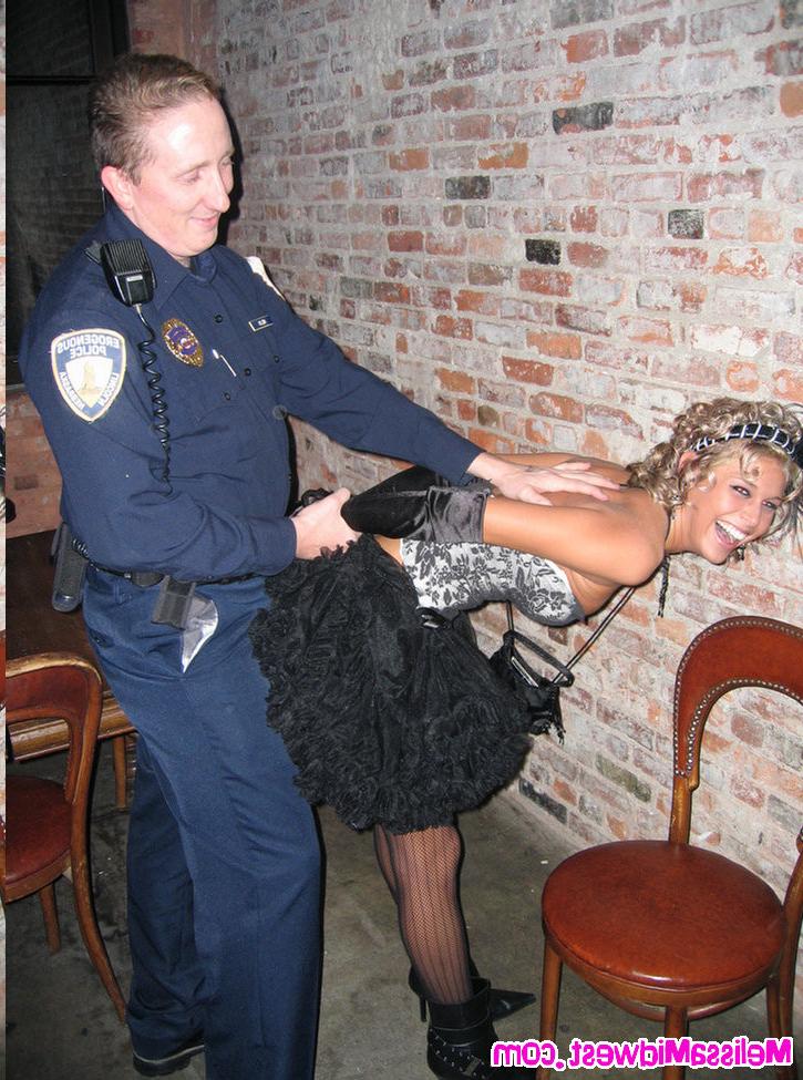 15P Melissa Midwest posing with a fake cop