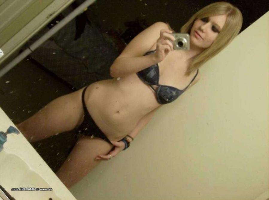 11P Compilation of steamy hot amateur selfshooting girlfriends