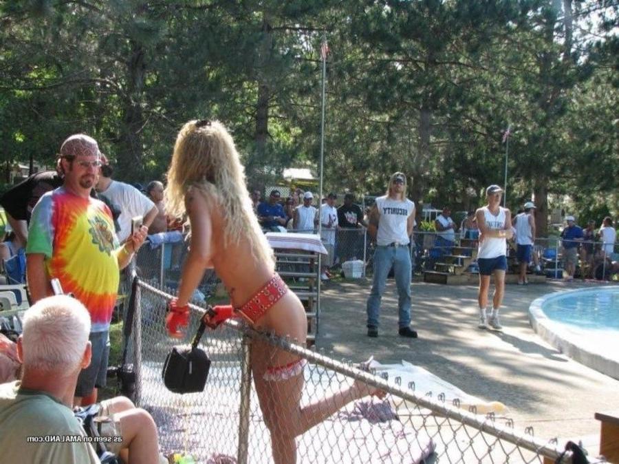 10P Compilation of naughty amateur gfs posing sexy outdoors