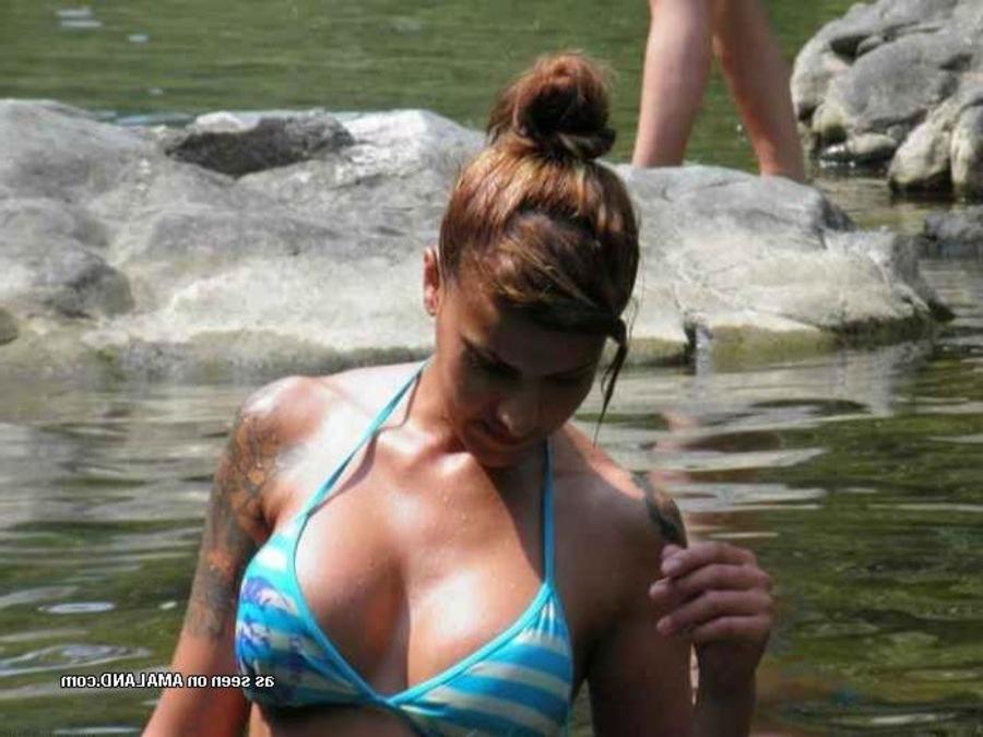 7P Collection of amateur busty chicks showing off their tits