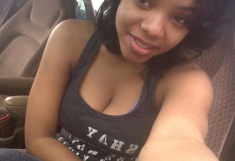 15P Busty amateur ebony girlfriends teasing