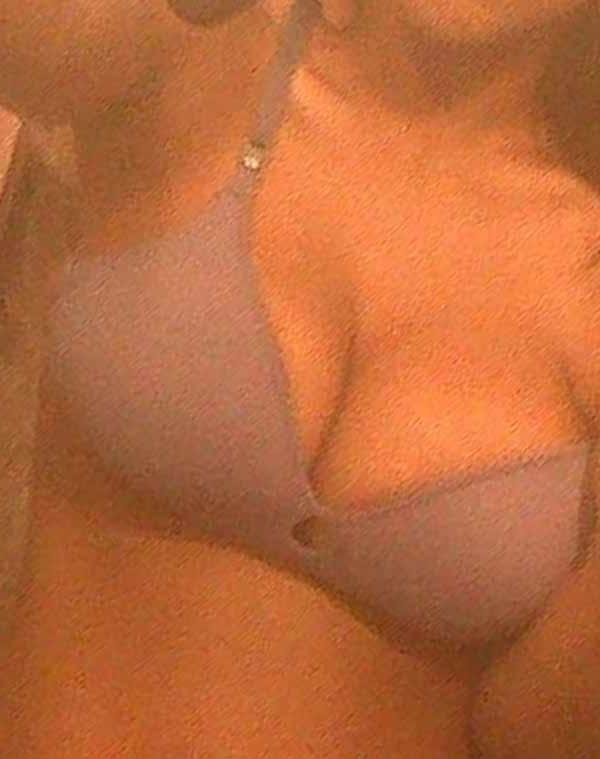 15P Busty amateur ebony girlfriends teasing
