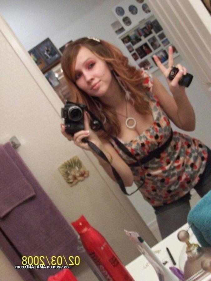 10P Compilation of sexy inked babes showing their fine bodies