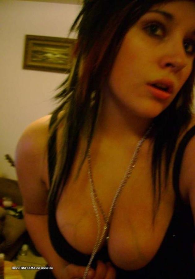 10P Compilation of an emo girlfriend playing with a hard cock