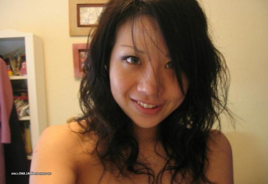 10P Compilation of a naughty Asian girlfriend posing naked