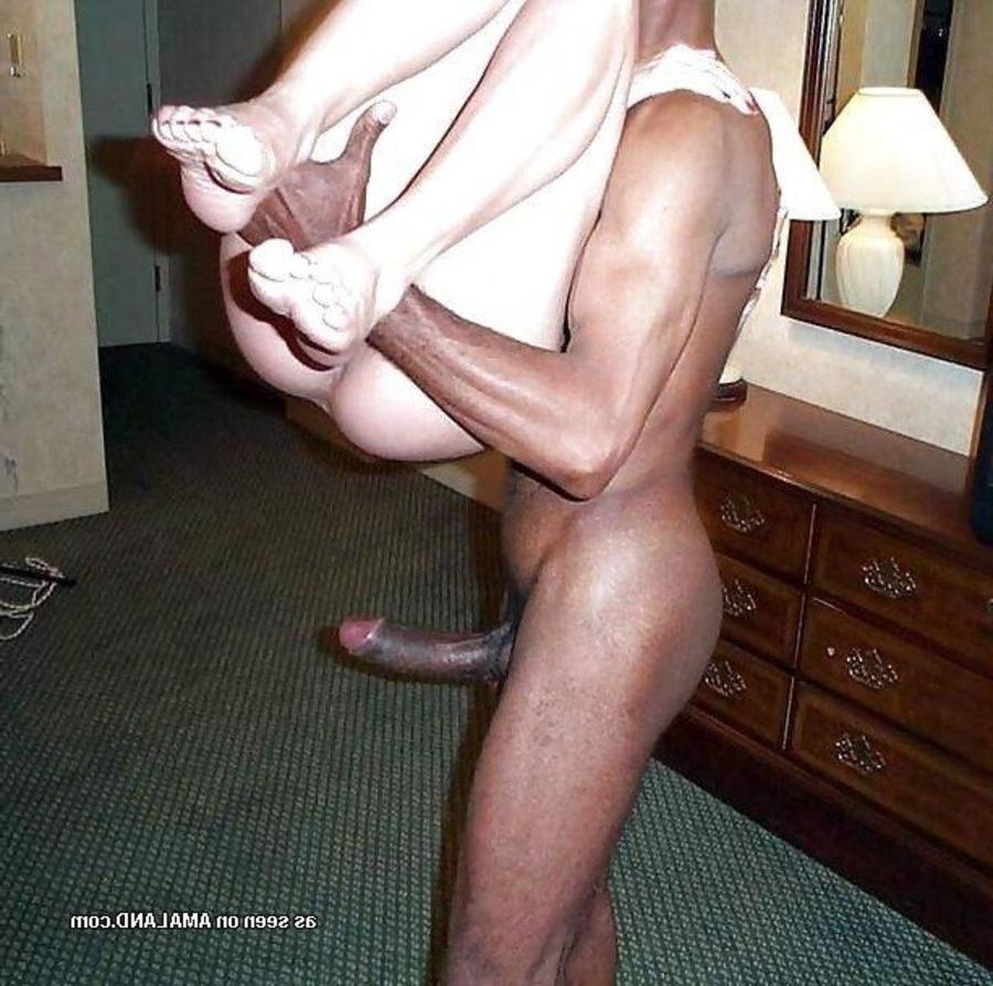 12P Compilation of hardcore amateur GFs enjoying big black cocks