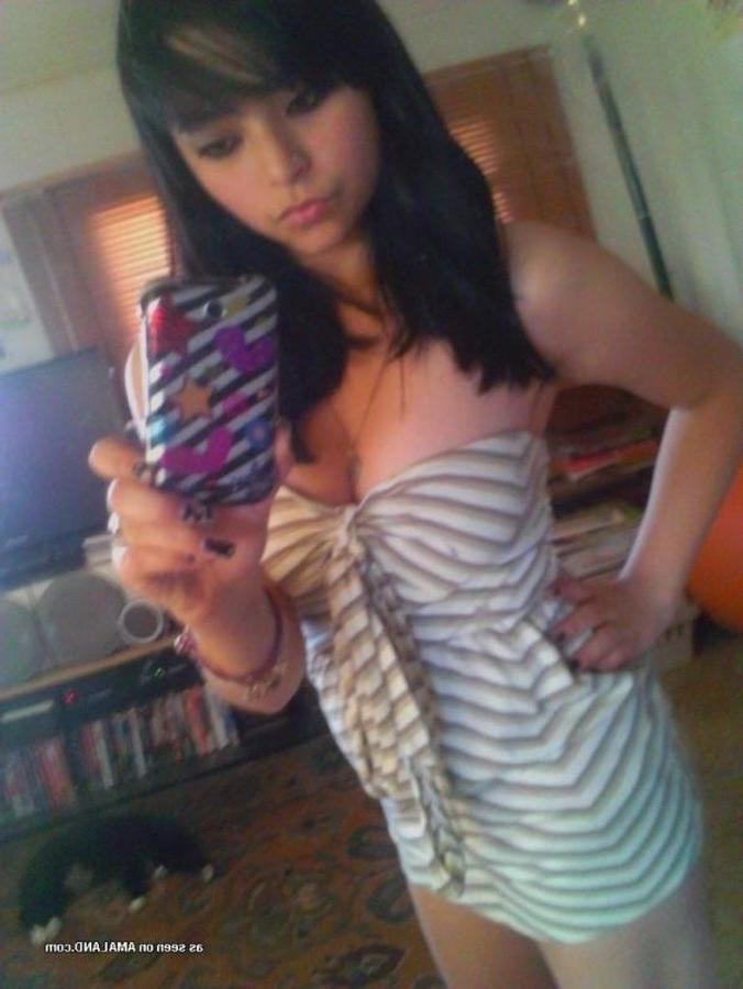 11P Sexy amateur honey displaying her round breasts