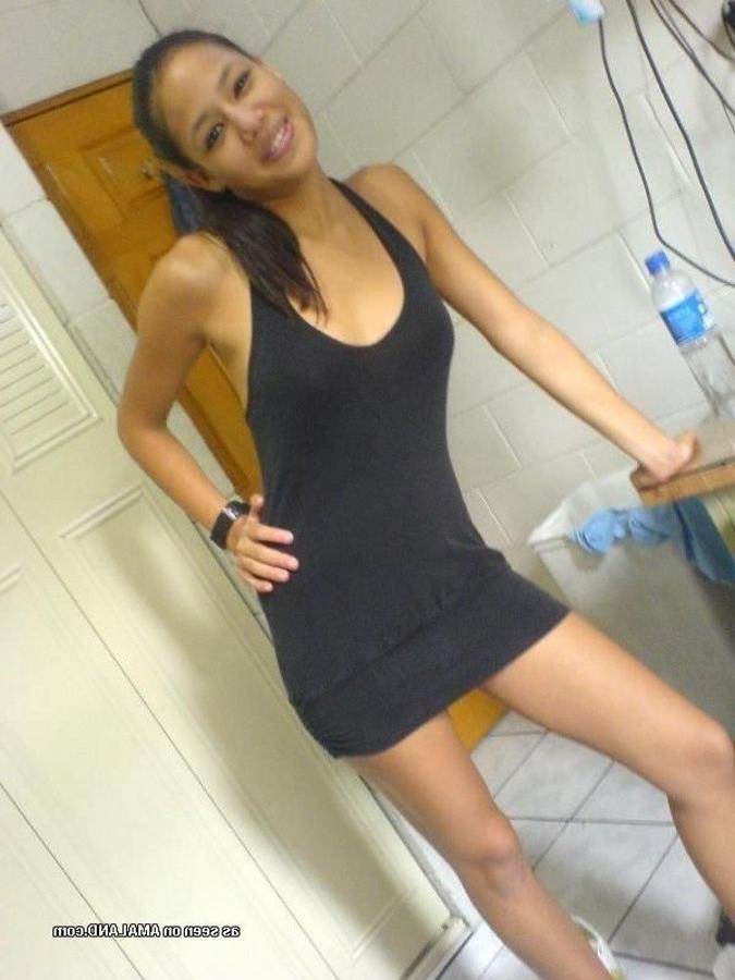 12P Compilation of a wild Spanish babe spreading for the cam