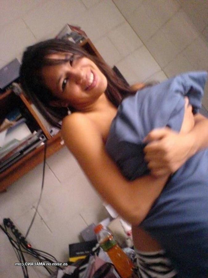 12P Compilation of a wild Spanish babe spreading for the cam