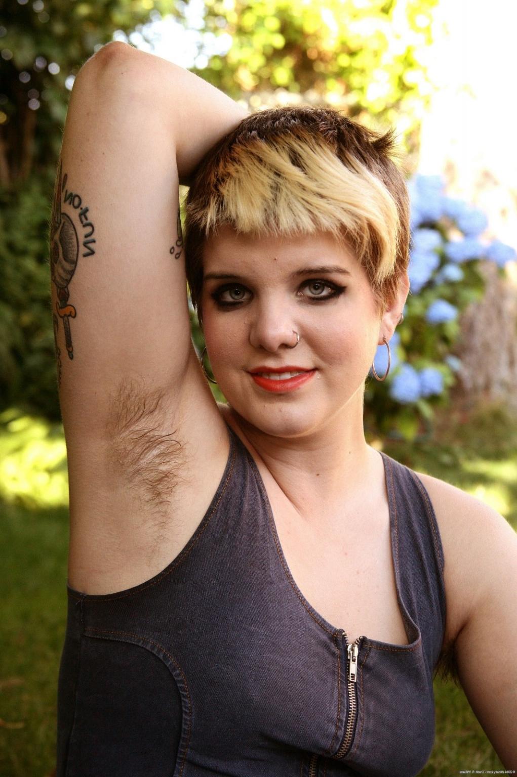 15P Hot and heavy amateur KayC strips to share hairy pink snatch