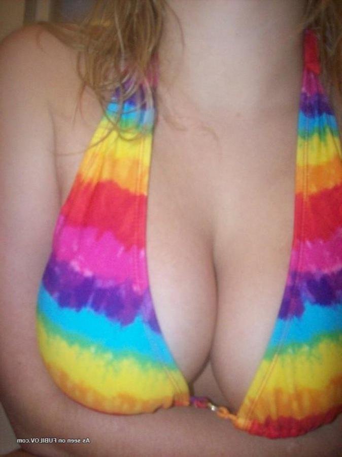 9P Compilation of a curvy busty chick camwhoring in the nude