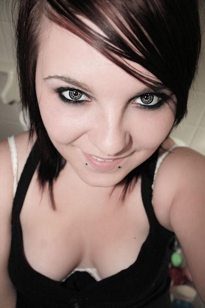 10P Self-shooting emo babe compilation