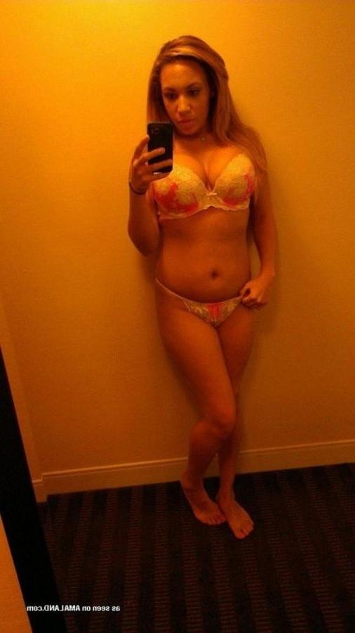 10P Hot photo compilation of sexy busty chicks posing