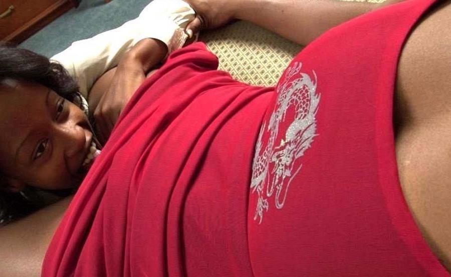 12P Picture compilation of naughty amateur black lesbians