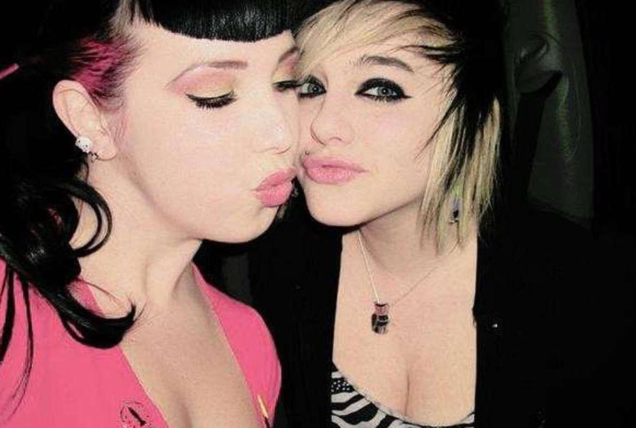 10P Picture compilation of various scene chicks