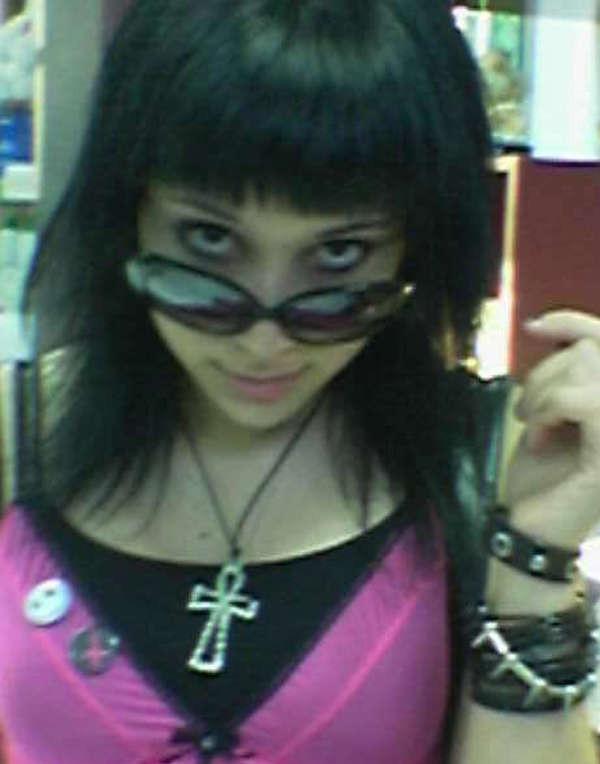 10P Picture compilation of scene chicks in pink and black