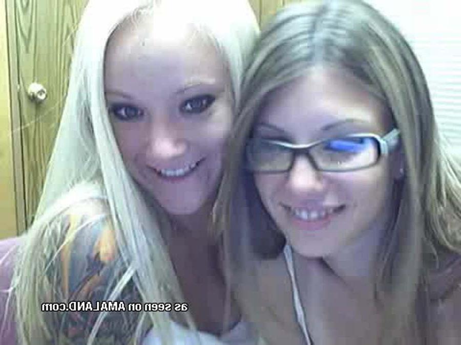 10P Picture compilation of sexy amateur scene girlfriends posing