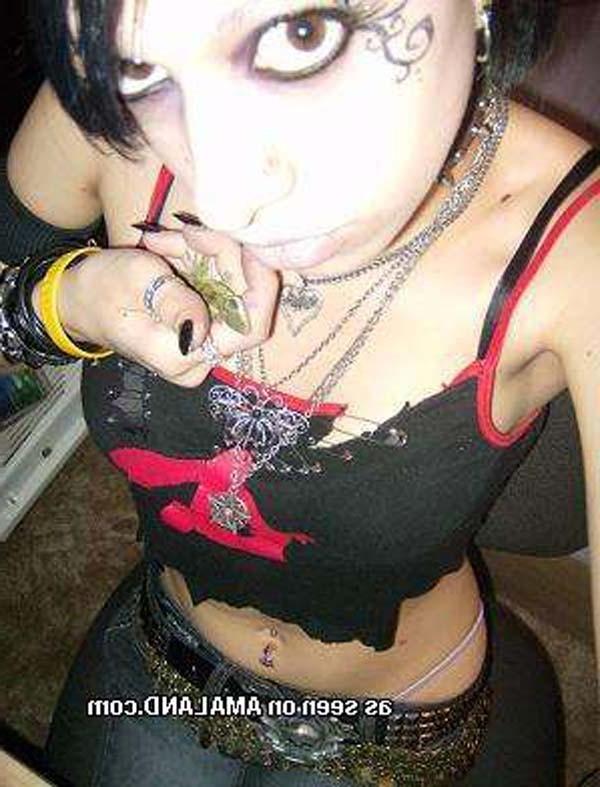 10P Picture compilation of cutie alternative girlfriends