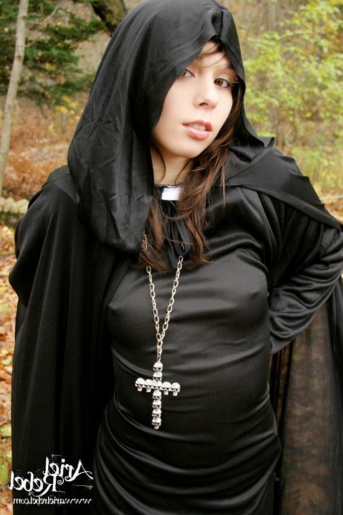 15P Halloween teen wants candy
