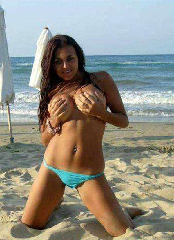 10P Pictures of random heavy-chested babes