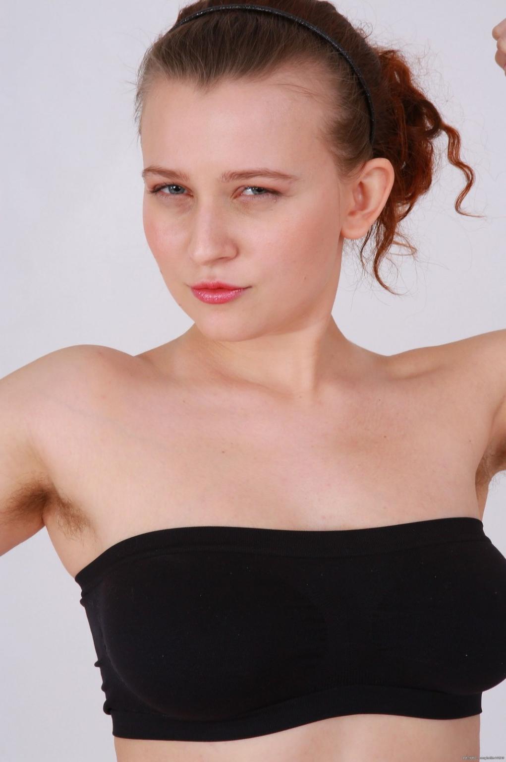 15P Busty hairy redhead amateur Lena Lake spreading muff