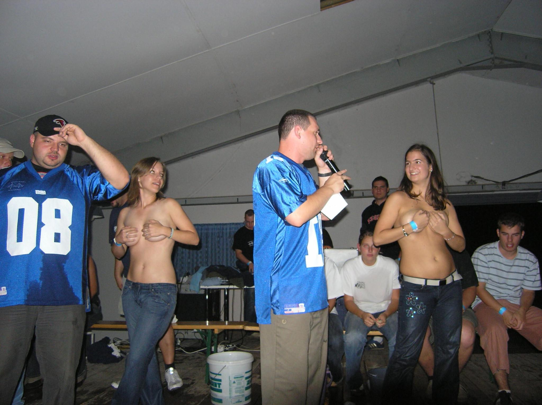 15P Real college party girlfriends fucking
